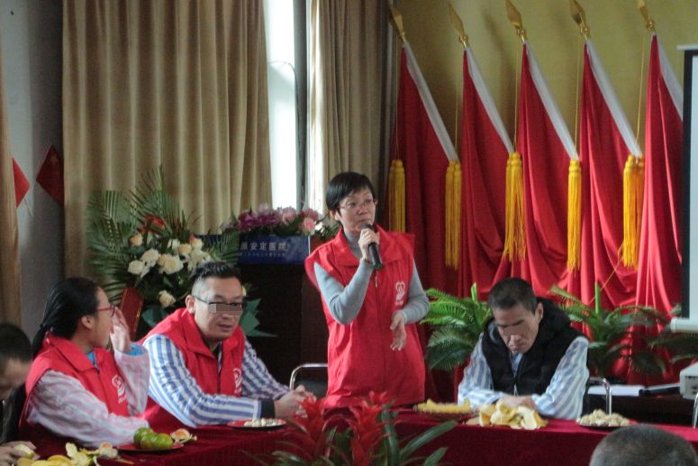 “陪你溫暖過冬——太原安定心理服務中心濃情暖衣活動”主題活動