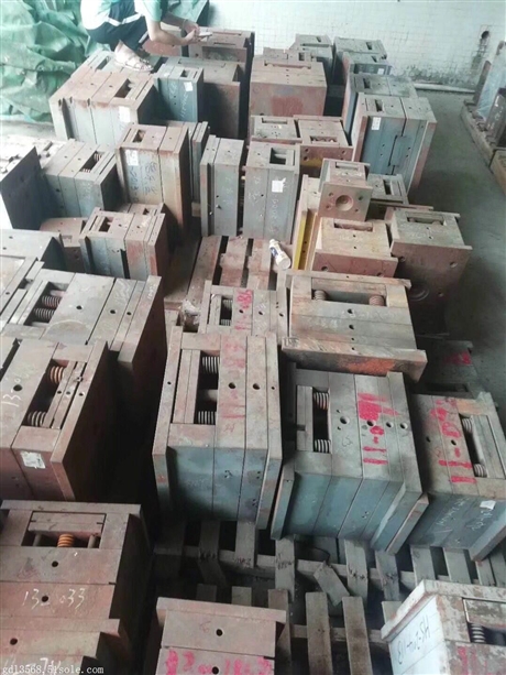 水泥路沿石鋼模具圖片_北京模具鋼高價回收_二手罐車回收哪家價格高