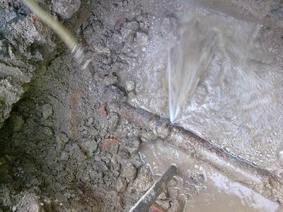上海歌菱空調加氟_新空調漏氟對空調有_空調多久加一次氟