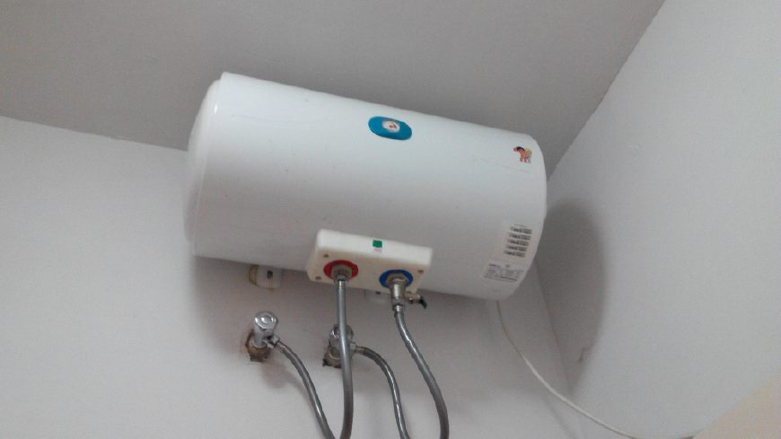 德能空氣能熱水器官網_重慶太陽能熱水器價格_空氣能中央熱水