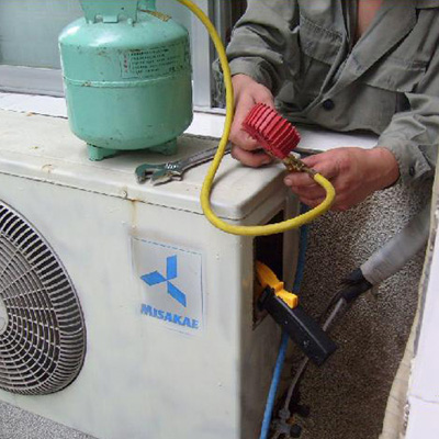 西安華寶空調加氟_空調加32的氟_比亞迪f3空調加什么氟
