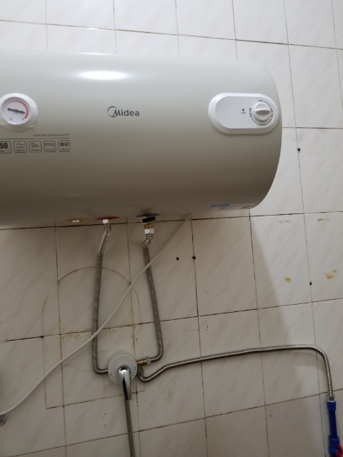四季沐歌太陽 能熱水工程合同_南京空氣能熱水_連云港太陽能熱水器