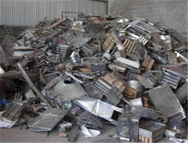 珠海模具鋼高價回收_水泥制品鋼模具_東興路沿石鋼模具