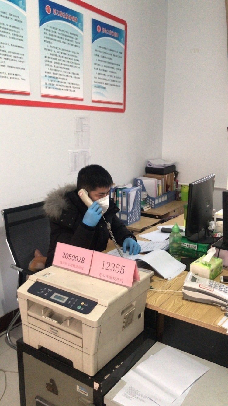 恐懼、焦慮、抑郁……出現負面情緒，可通過熱線、微信尋求心理援助