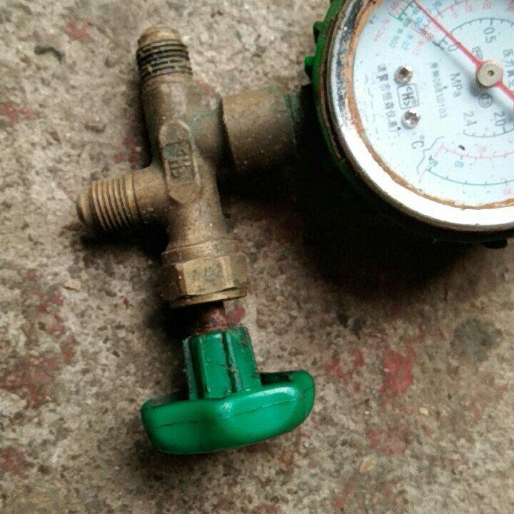 空調一點氟沒有怎么加_南京中松空調加氟_空調加32的氟