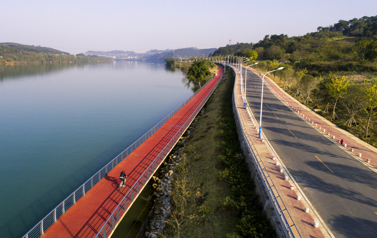 柳州汽車導航安裝_柳州安裝監控_上海監控安裝監控