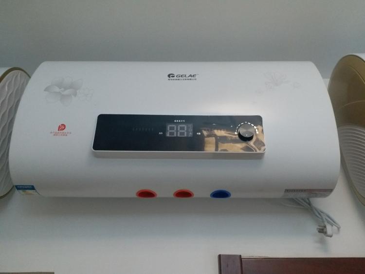 空氣能熱泵熱水機電熱水器_揚州商用空氣能熱水器熱水工程_美的空氣能熱水器產品圖片