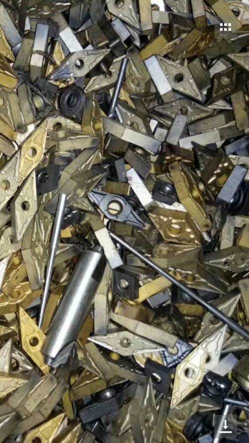 路平石鋼模具_水泥路沿石鋼模具_汕頭模具鋼高價回收