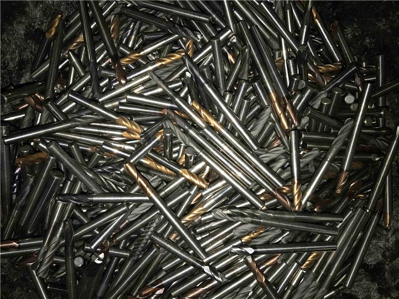 汕頭模具鋼高價回收_水泥路沿石鋼模具_路平石鋼模具