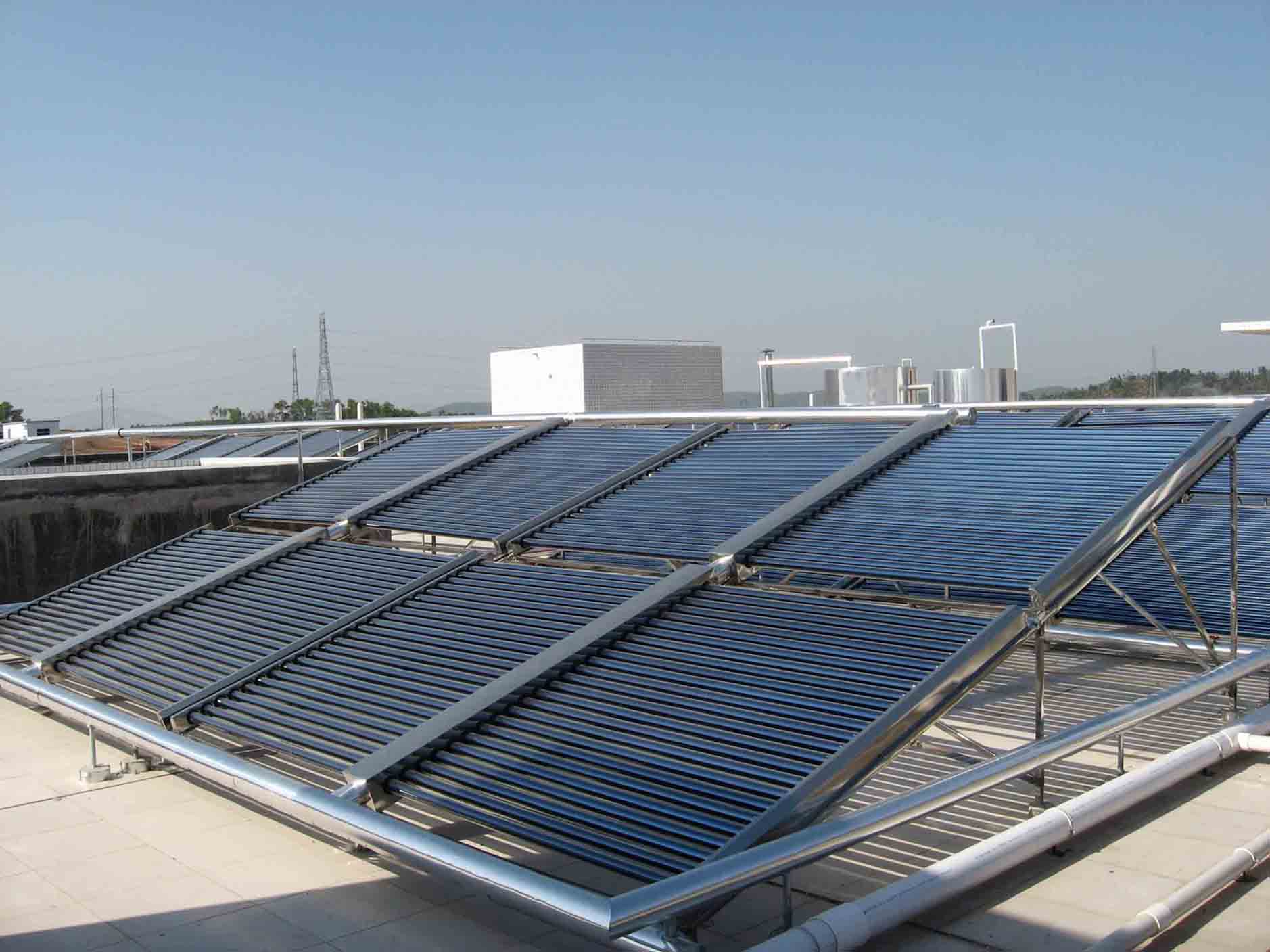 蘭州太陽能熱水器廠家_太陽熱水器開上水閥才能有熱水_熱水寶廠家