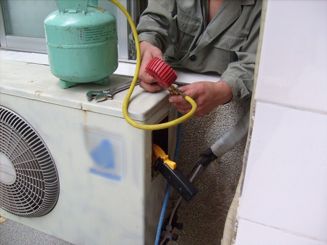 空調多久加一次氟_夏寶空調咋樣_沈陽夏寶空調加氟