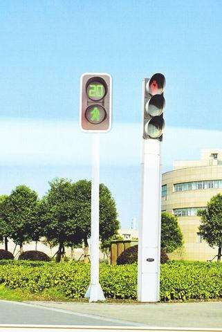 宿遷監控桿體廠家、宿遷交通桿件定制加工廠指導報價
