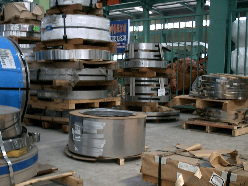 馬鞍山模具鋼回收公司_香牌玉石鋼模具批發_路沿石鋼模具
