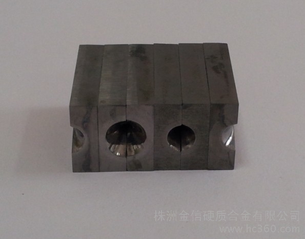 路沿石鋼模具_馬鞍山模具鋼回收公司_香牌玉石鋼模具批發