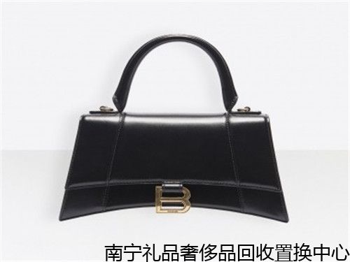 南寧市正規的珠寶回收價格,名畫