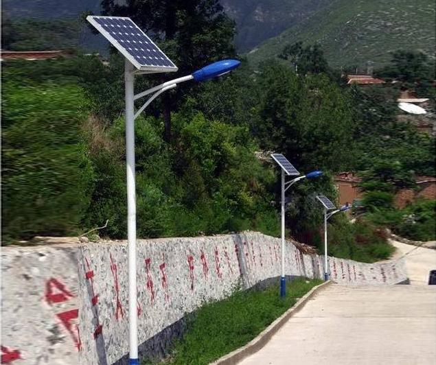 天津鋰電池太陽能路燈廠家工程