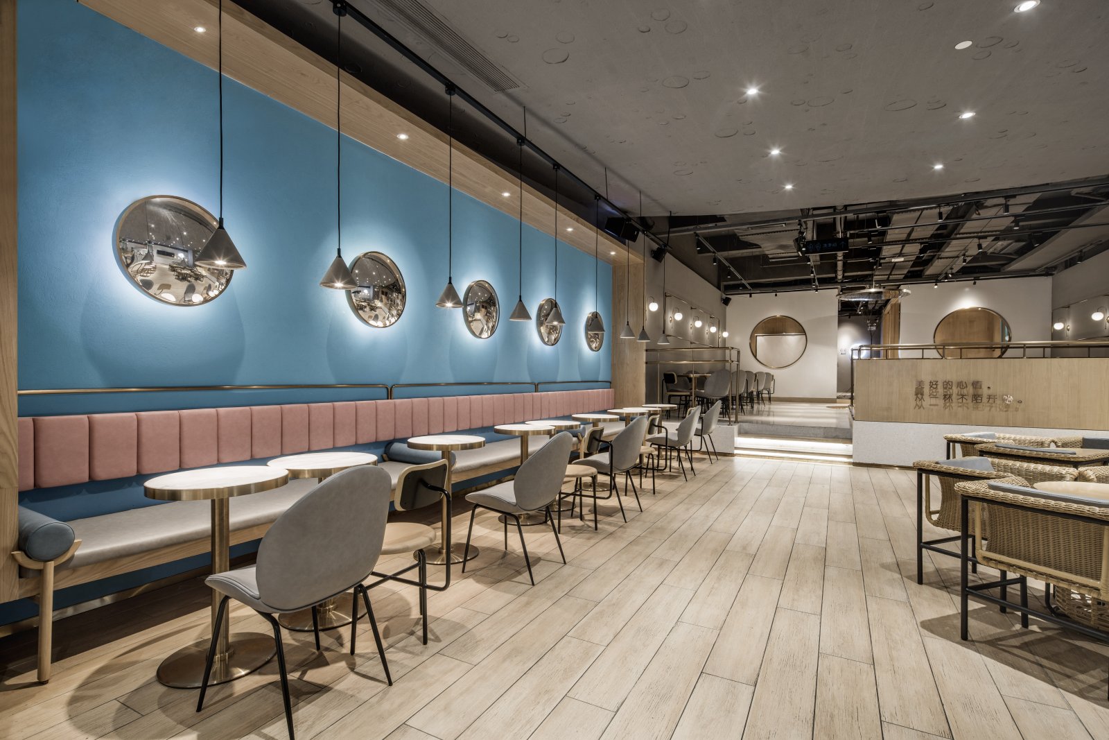 餐飲空間軟裝設計,餐飲空間設計說明,餐飲設計,餐飲品牌,餐廳設計,餐廳空間規劃,餐飲視覺設計,餐廳風格,餐廳設計原則,餐飲設計師
