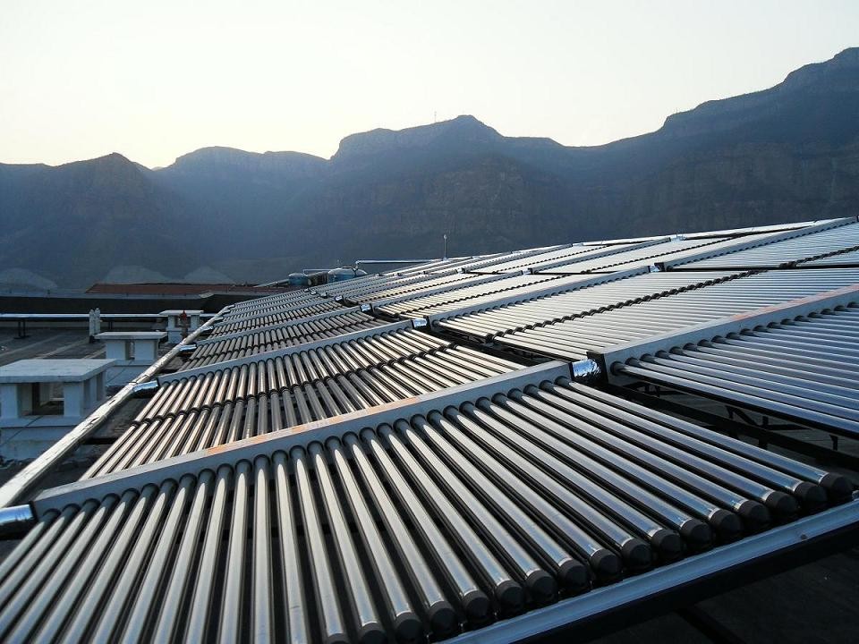 東莞寮步大型太陽能熱水工程報價_一鍵咨詢