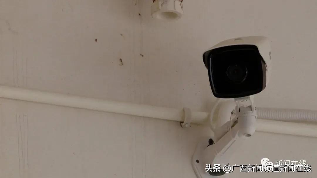 南寧一小區頻繁被偷電瓶，業主集資裝監控，結果拍到的竊賊他們都認識