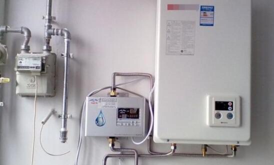 夏天跟風買了太陽能熱水器，冬天卻凍到哭，后悔沒早點好好研究