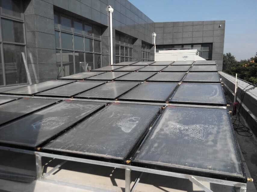 平板太陽能熱水器