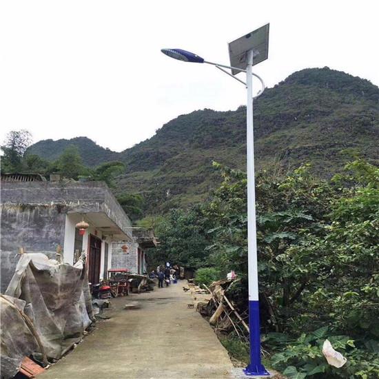 湖南長沙太陽能廠家批發銷售農村鄉鎮太陽能路燈格