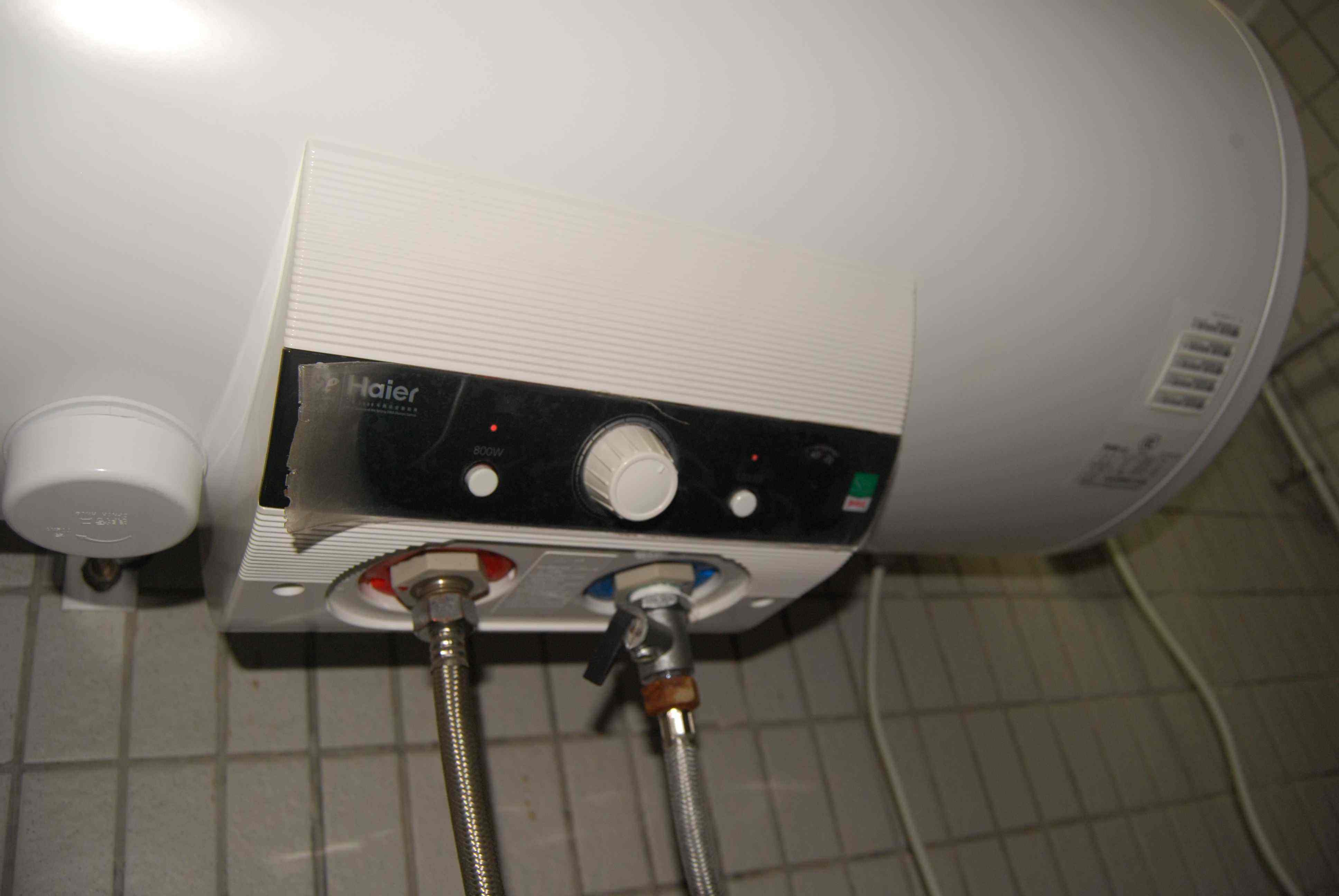 海爾電熱水器出熱水少_海爾熱水器有那些型號_杭州海爾熱水器維修