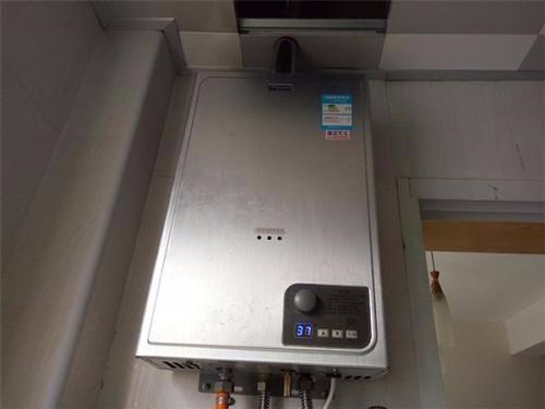 南京華帝熱水器售后維修電話_南京大金空調維修售后電話_重慶華帝熱水維修電話