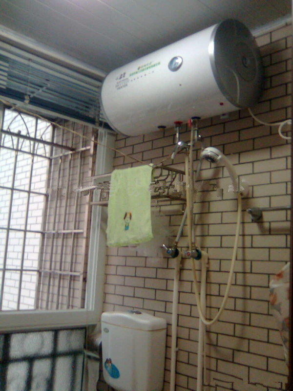 南京華帝熱水器售后維修中心_南京華帝售后服務電話_南京華帝燃氣灶維修電話