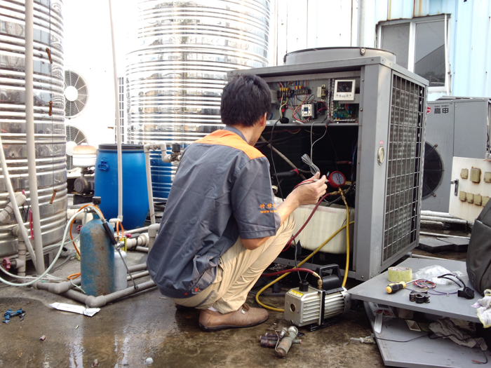 飛羽熱水龍頭漏水怎樣維修視屏_統帥空調售后_南京統帥熱水器售后維修中心