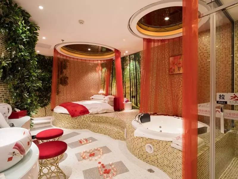 青島情侶酒店裝修公司地址電話