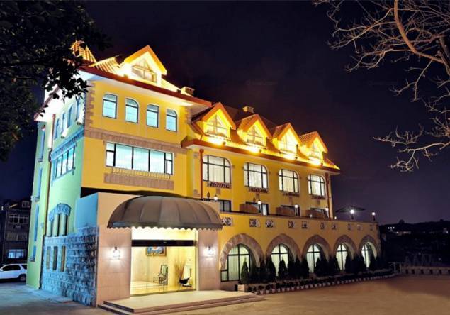 青島情侶酒店裝修公司地址電話