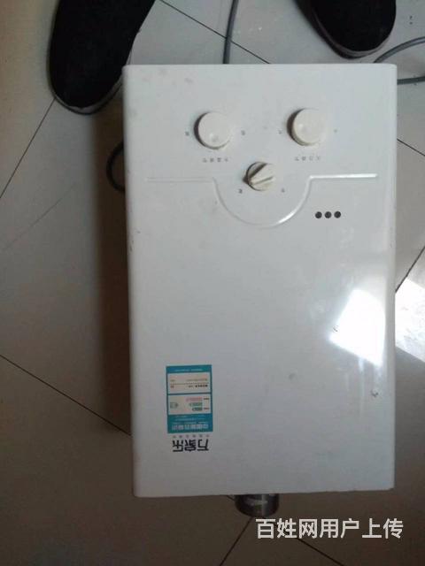 長沙華帝熱水器維修電話_上海華帝燃氣灶維修電話_重慶華帝燃氣灶維修電話
