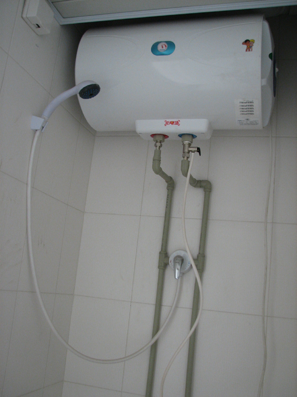 沈陽法羅力熱水器維修電話_南陽法羅力熱水器售后電話_法羅力熱水器不出熱水