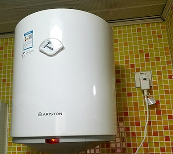 阿里斯頓熱水器蘇州維修電話_阿里斯頓電熱水器維修電話_無錫阿里斯頓熱水器維修客服電話