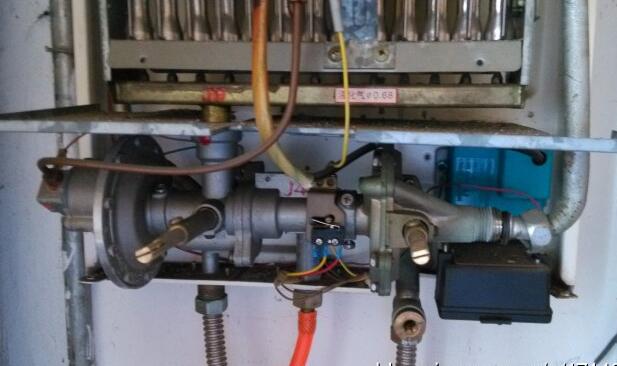 重慶 林內維修電話_廈門林內熱水器維修客服電話_林內售后服務維修電話