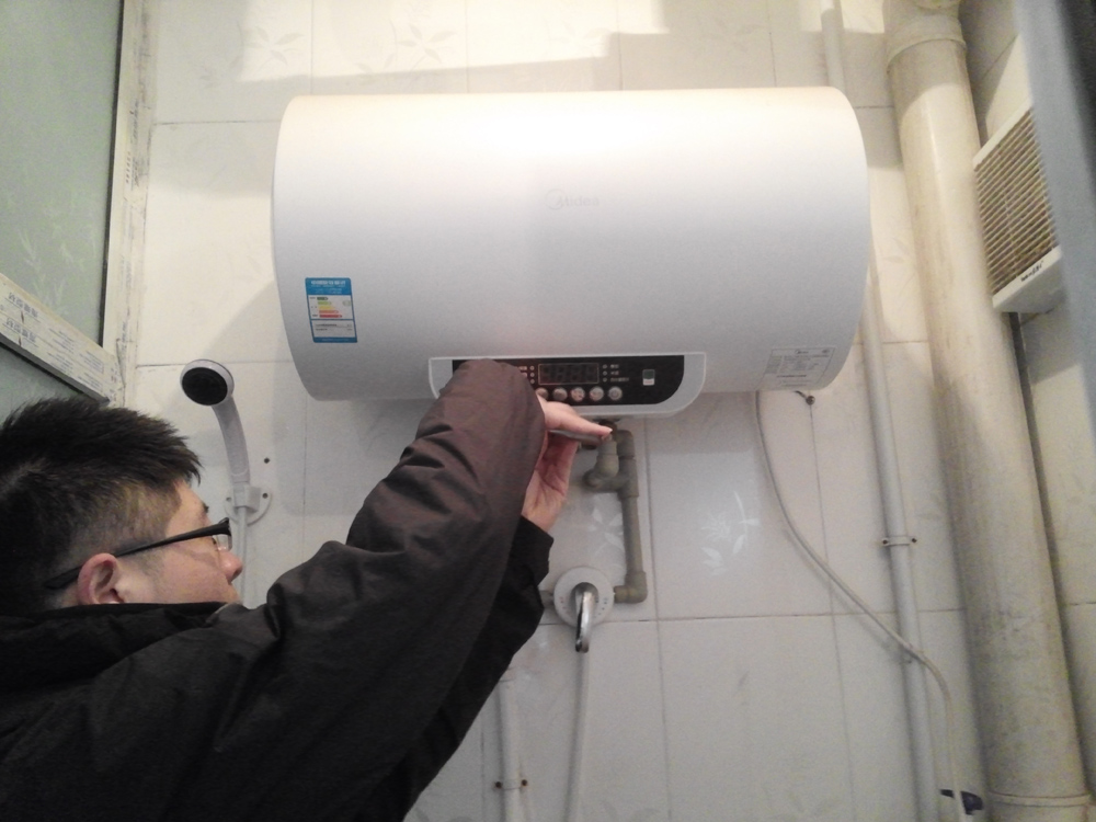 南寧林內熱水器售后維修電話_林內維修電話_重慶 林內維修電話