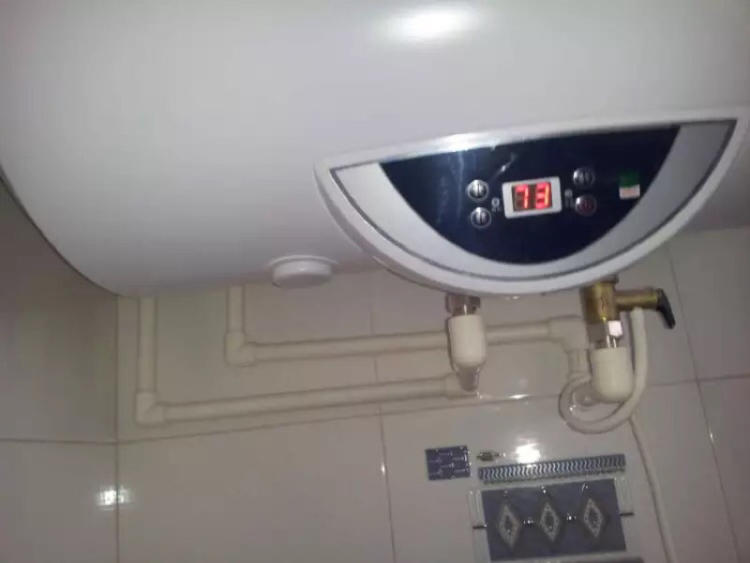 連云港統帥熱水器維修電話_海爾統帥洗衣機售后電話_重慶華帝熱水維修電話