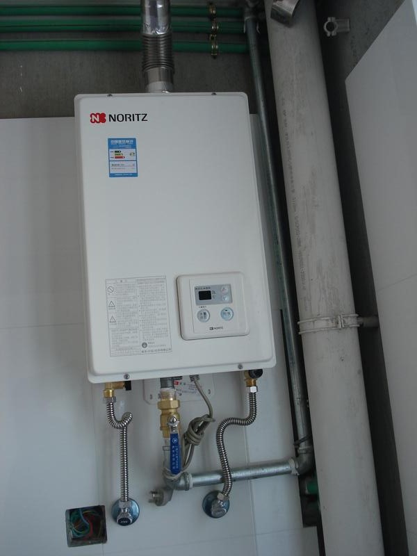 嘉興美的熱水器售后維修電話_蘇州美的空調維修售后電話_嘉興奧克斯空調維修電話