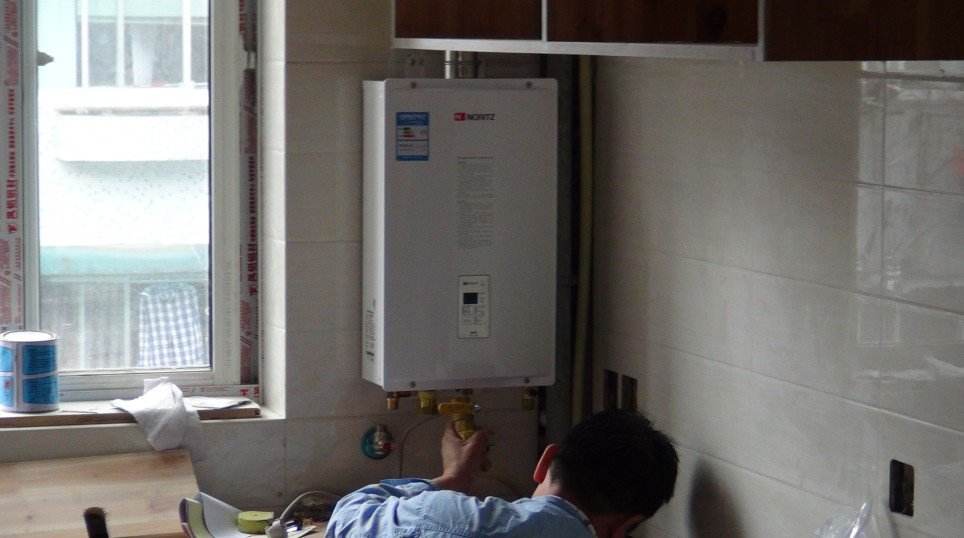 恒熱熱水器重慶維修售后電話_上海美的熱水器售后維修電話_大金中央空調成都維修售后電話