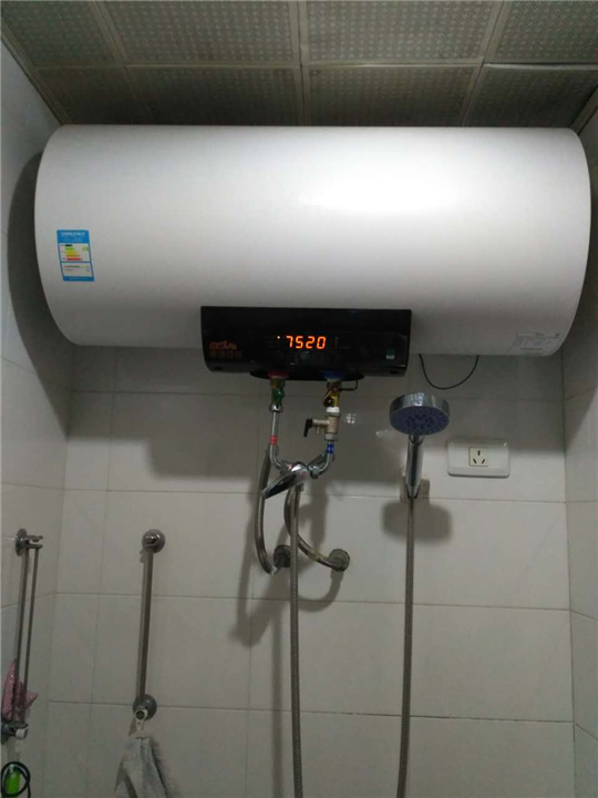 武漢林內熱水器售后維修中心_武漢林內售后服務電話_林內熱水器官網故障