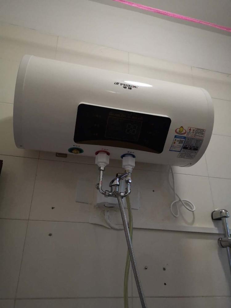 格力中央熱水 售后_飛羽熱水龍頭漏水怎樣維修視屏_長沙統帥熱水器售后維修中心