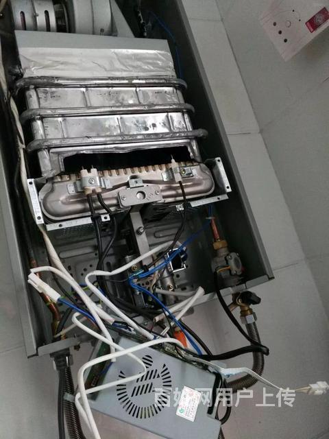貴陽萬家樂熱水器售后電話_沈陽萬家樂熱水器售后維修電話_萬家樂熱水器售后電話 蘭州