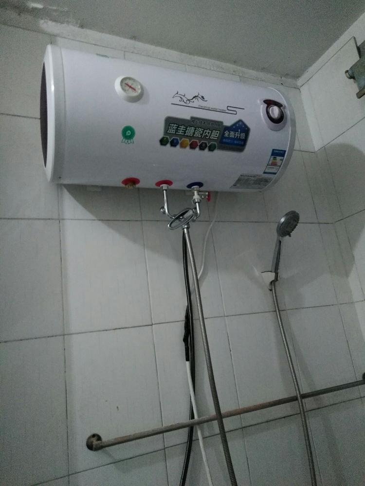 阿里斯頓燃氣熱水器突然沒熱水_無錫阿里斯頓熱水器維修_阿里斯頓電熱水器維修