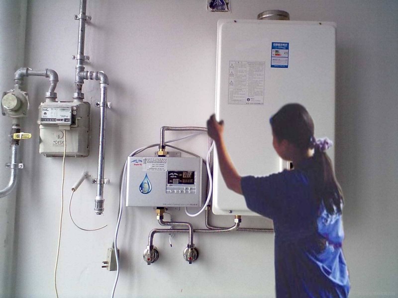 揚州櫻花熱水器維修客服電話_北京櫻花燃氣灶維修電話_重慶華帝熱水維修電話