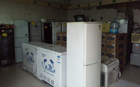 蘇州回收舊電瓶廠_保定舊輸送帶_保定舊廠回收企業