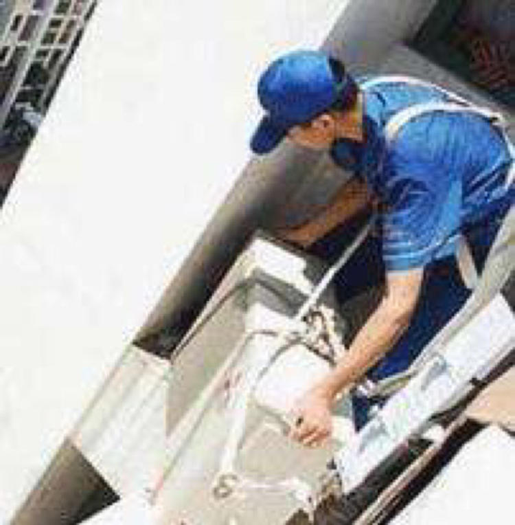 南京格力空調加氟_空調多久加一次氟_空調 格力 漏氟