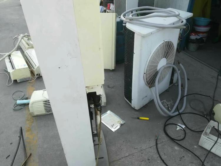 鄭州美的空調加氟_空調多久加一次氟_汽車加空調氟加到多少錢