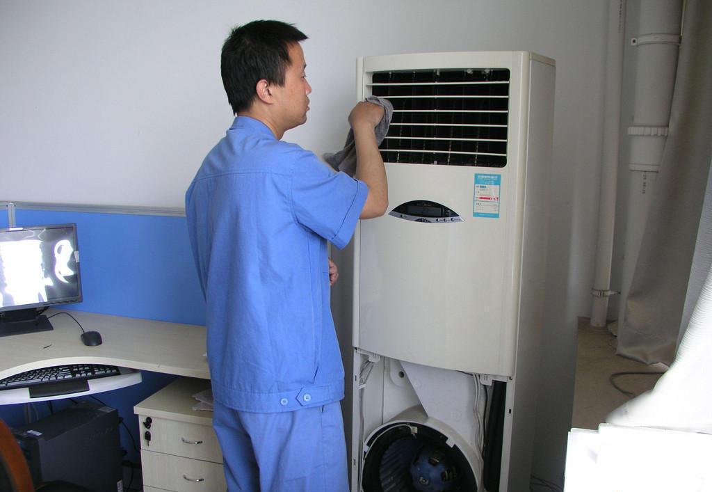 南寧揚子空調加氟_空調加32的氟_空調多久加一次氟