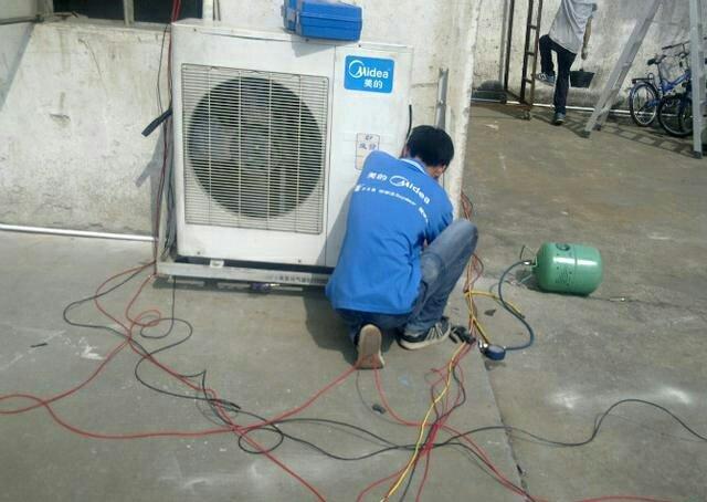 空調幾年加一次氟_沈陽惠而浦空調加氟_汽車加空調氟加到多少錢